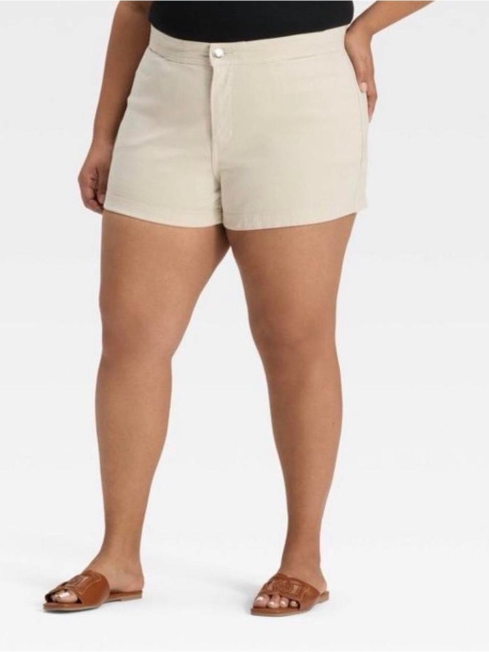 Ava & Viv Cream High-Rise Women’s Shorts